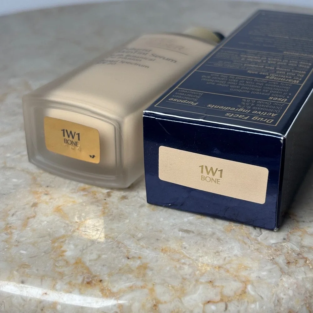 Estee Lauder Futurist SkinTint Serum 1oz‎ 1W1 Bone SPF 20 Botanical Oil Infusion